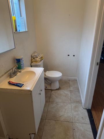 2625 75th Avenue, Oakland, CA 94605