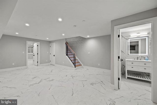2053 E CUMBERLAND ST, Philadelphia, PA 19125