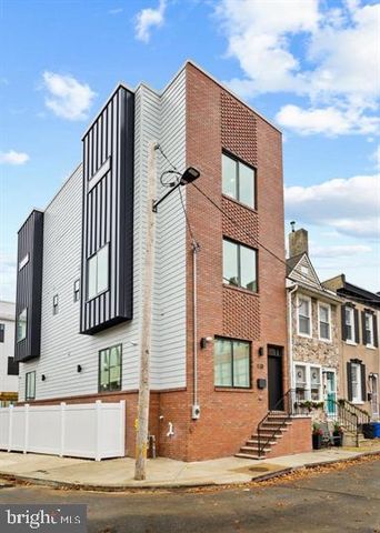 2053 E CUMBERLAND ST, Philadelphia, PA 19125