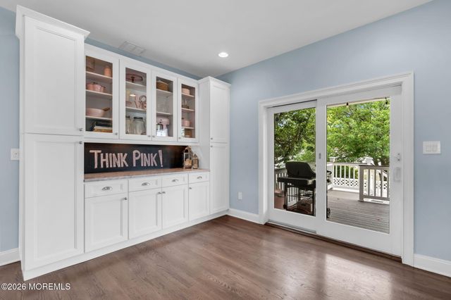 24 Highland Avenue, Monmouth Beach, NJ 07750