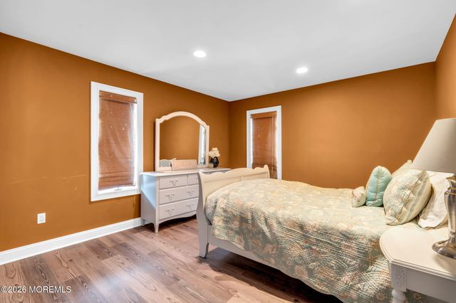 24 Highland Avenue, Monmouth Beach, NJ 07750