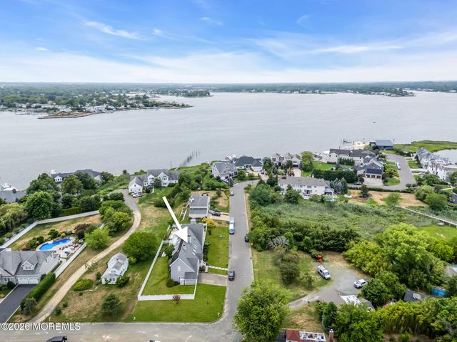 24 Highland Avenue, Monmouth Beach, NJ 07750