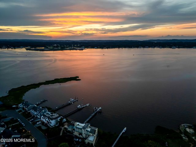 24 Highland Avenue, Monmouth Beach, NJ 07750