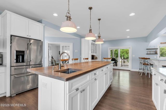 24 Highland Avenue, Monmouth Beach, NJ 07750