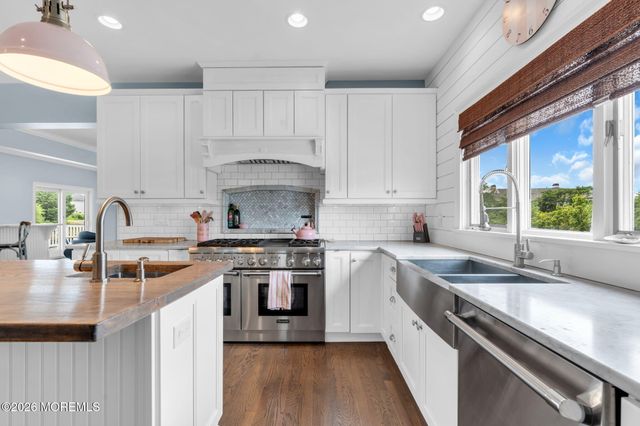 24 Highland Avenue, Monmouth Beach, NJ 07750