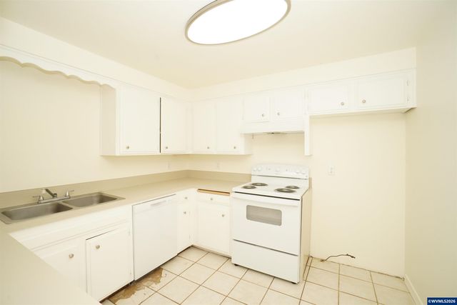 1276 Arabian Av SE, Salem, OR 97317