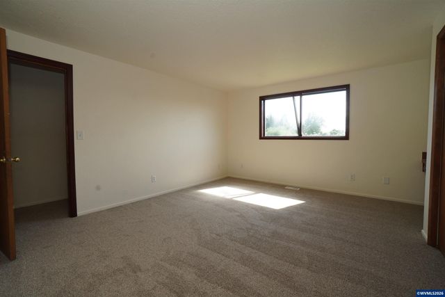 1276 Arabian Av SE, Salem, OR 97317