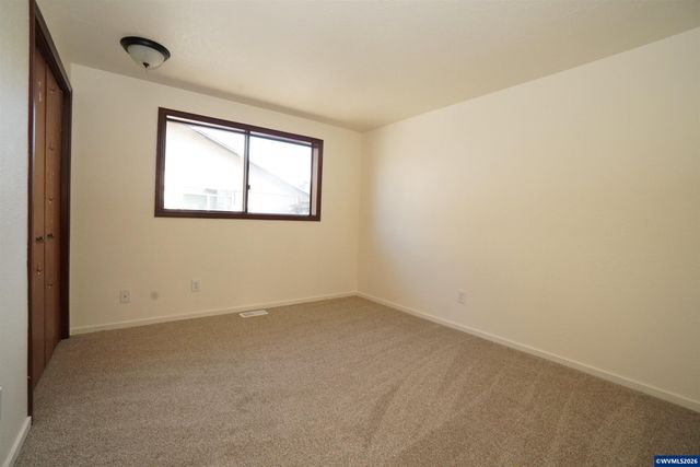 1276 Arabian Av SE, Salem, OR 97317