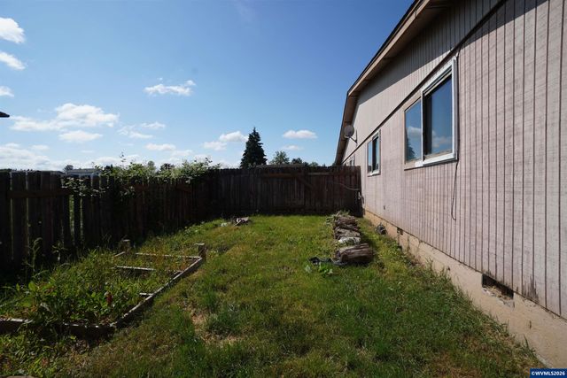 1276 Arabian Av SE, Salem, OR 97317