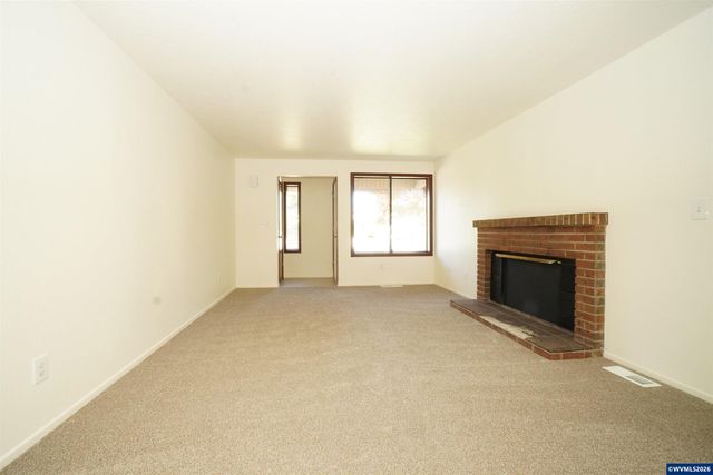 1276 Arabian Av SE, Salem, OR 97317