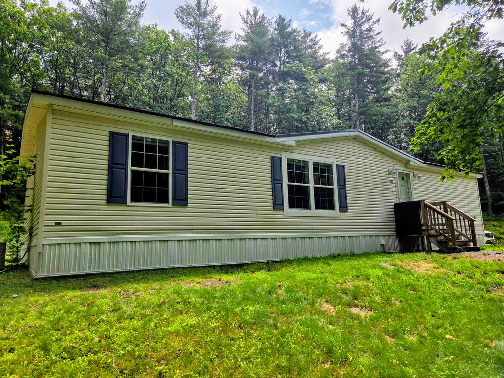 609 Ten Rod Road, Farmington, NH 03867
