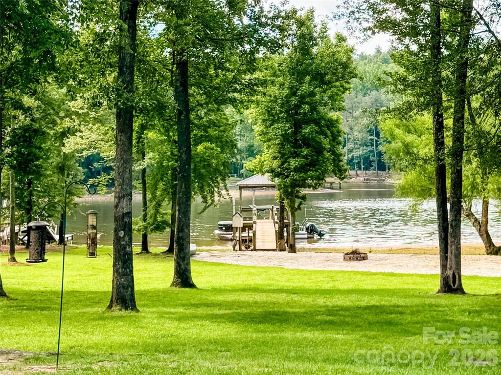 Image 1 of property listing at 37 Nautical Drive, Camden, SC 29020