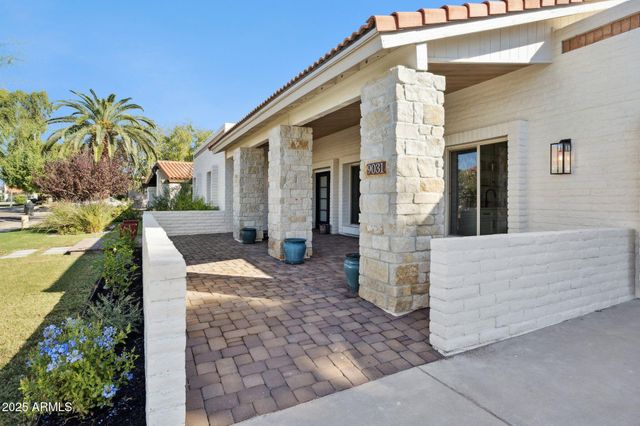 9031 N 83RD Way, Scottsdale, AZ 85258