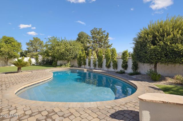 9031 N 83RD Way, Scottsdale, AZ 85258