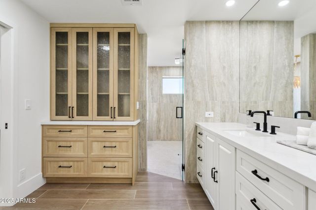 9031 N 83RD Way, Scottsdale, AZ 85258