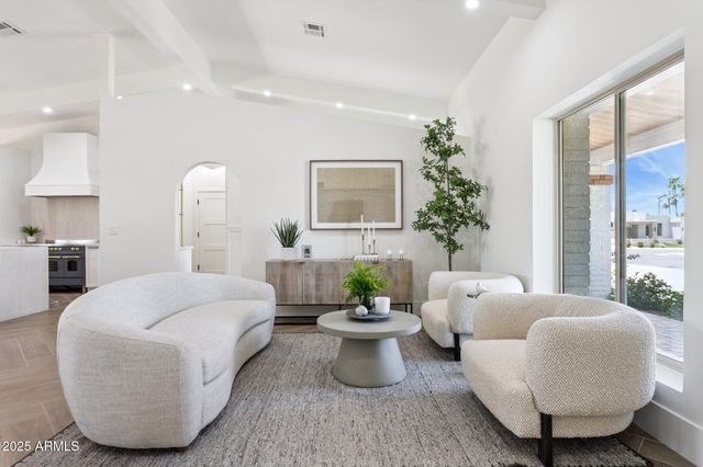 9031 N 83RD Way, Scottsdale, AZ 85258