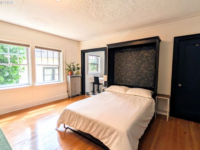 1526 Ne 24TH Ave 205, Portland, OR 97232