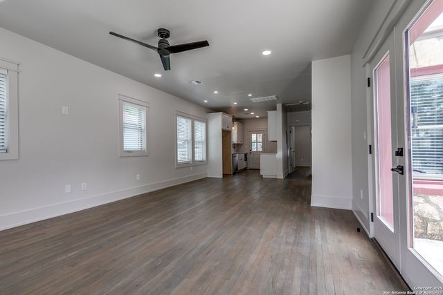 1715 Lee Hall, San Antonio, TX 78201