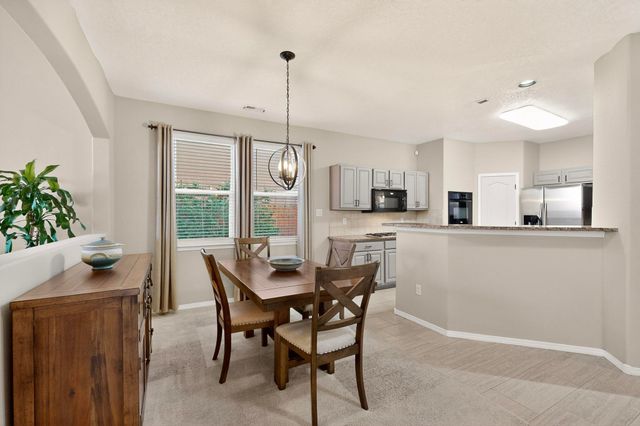 5518 Sandoval Drive NE, Rio Rancho, NM 87144