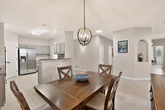 5518 Sandoval Drive NE, Rio Rancho, NM 87144