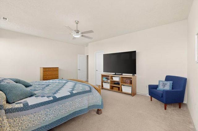 5518 Sandoval Drive NE, Rio Rancho, NM 87144