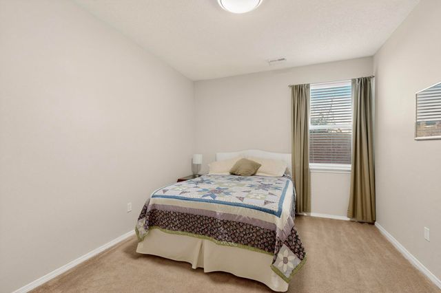 5518 Sandoval Drive NE, Rio Rancho, NM 87144