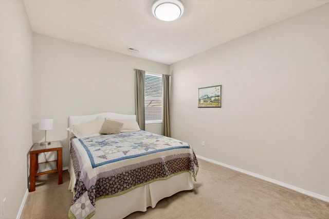 5518 Sandoval Drive NE, Rio Rancho, NM 87144