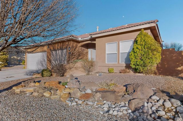 5518 Sandoval Drive NE, Rio Rancho, NM 87144