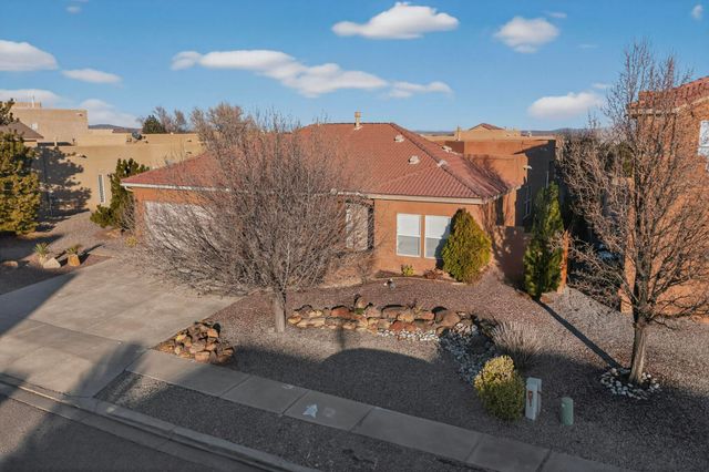 5518 Sandoval Drive NE, Rio Rancho, NM 87144