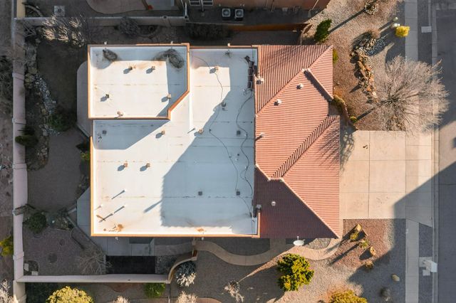 5518 Sandoval Drive NE, Rio Rancho, NM 87144