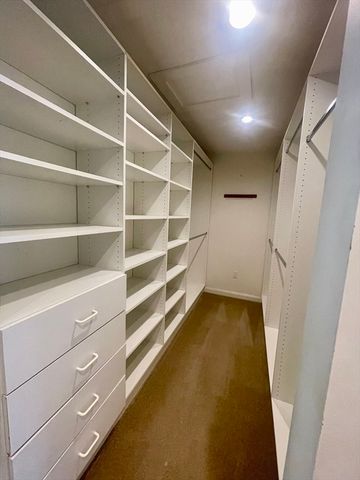 99 Florence St 60-3D, Newton, MA 02472
