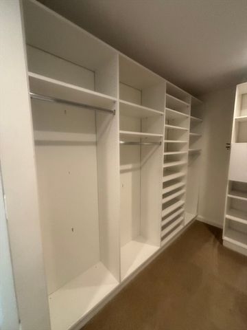 99 Florence St 60-3D, Newton, MA 02472