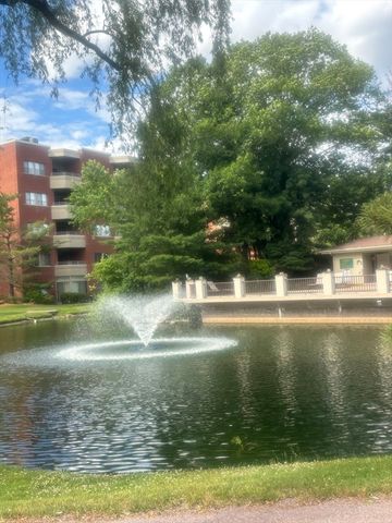 99 Florence St 60-3D, Newton, MA 02472
