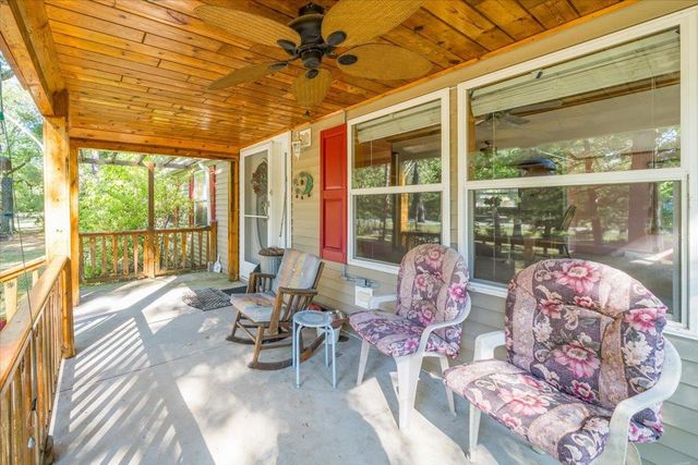 8200 Chain Lake Road, South Branch, MI 48761