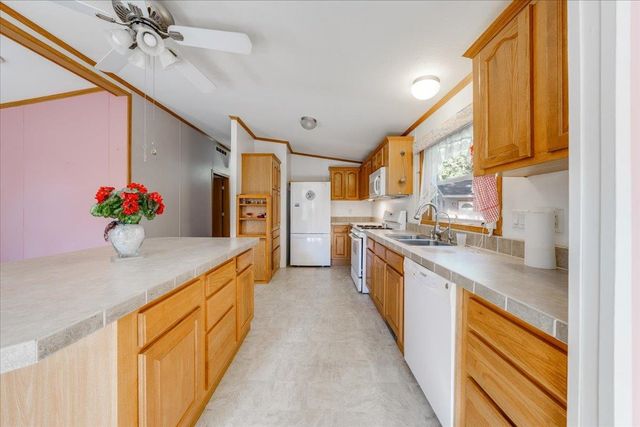 8200 Chain Lake Road, South Branch, MI 48761