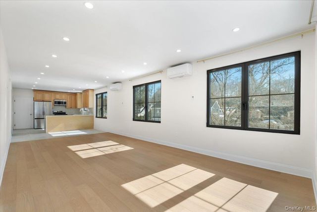 31 Maple Street 2, Scarsdale, NY 10583