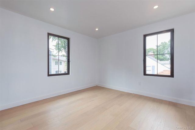 31 Maple Street 2, Scarsdale, NY 10583