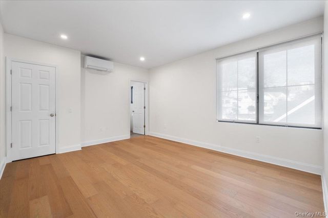 31 Maple Street 2, Scarsdale, NY 10583