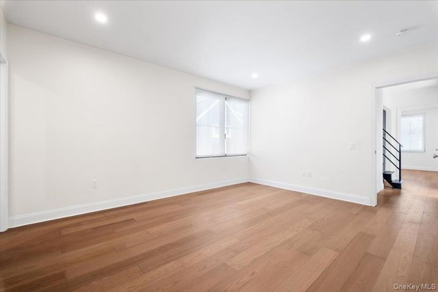 31 Maple Street 2, Scarsdale, NY 10583