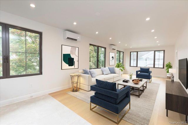 31 Maple Street 2, Scarsdale, NY 10583