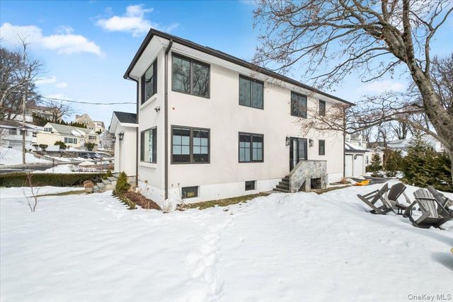 31 Maple Street 2, Scarsdale, NY 10583