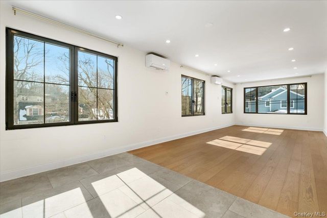 31 Maple Street 2, Scarsdale, NY 10583