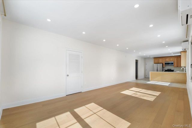 31 Maple Street 2, Scarsdale, NY 10583