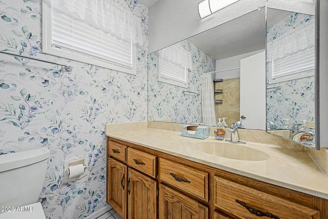 1451 E CHILTON Drive, Tempe, AZ 85283