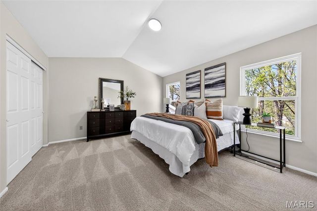 411 Valparaiso Court, Valley Park, MO 63088