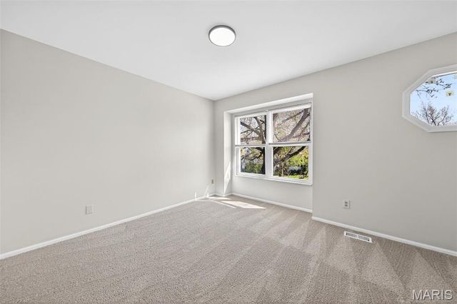 411 Valparaiso Court, Valley Park, MO 63088