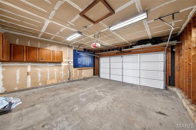 411 Valparaiso Court, Valley Park, MO 63088