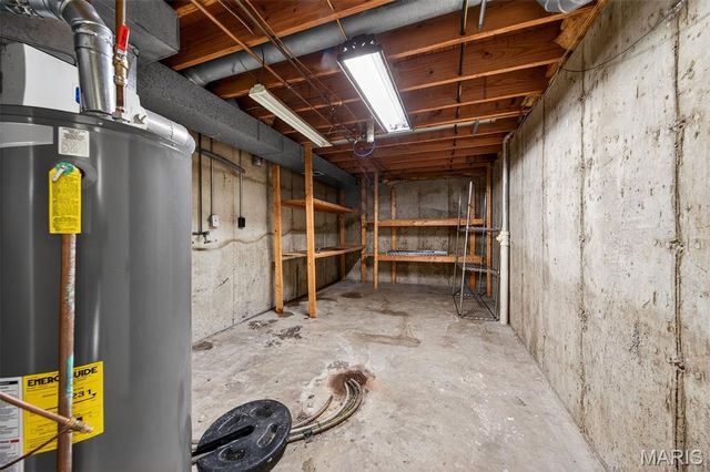 411 Valparaiso Court, Valley Park, MO 63088