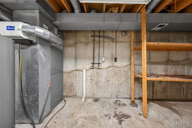 411 Valparaiso Court, Valley Park, MO 63088