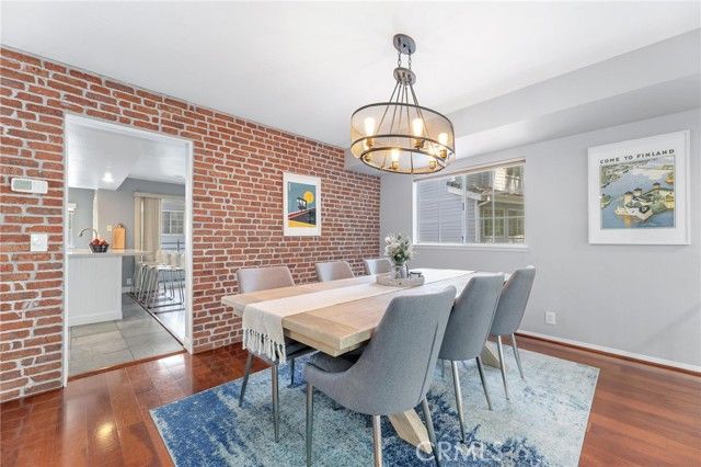 23163 Mulholland Drive Unit 6, Woodland Hills (los Angeles), CA 91364